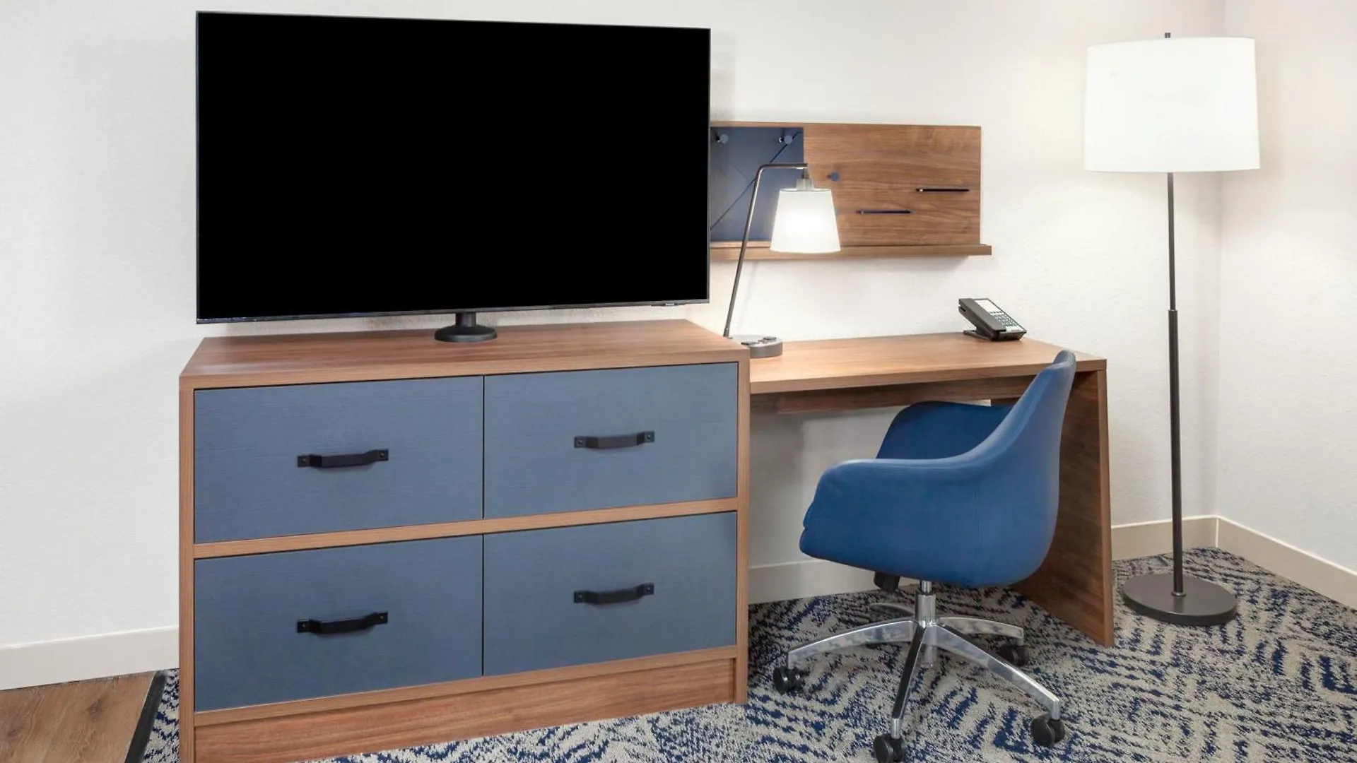 Candlewood Suites Columbus North, An Ihg Hotel