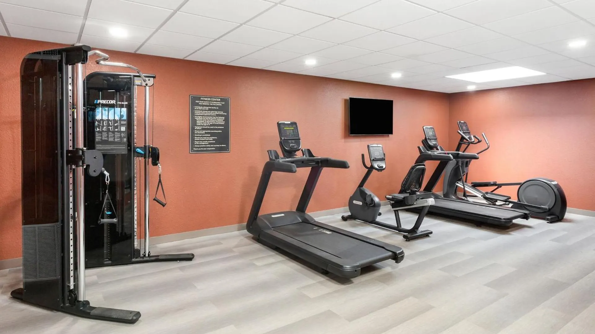 Candlewood Suites Columbus North, An Ihg Hotel