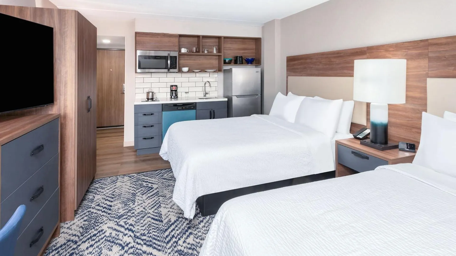 Candlewood Suites Columbus North, An Ihg Hotel